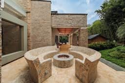 San Antonio Mansion | Jacuzzi | Fire Pit | Cinema - Image 3