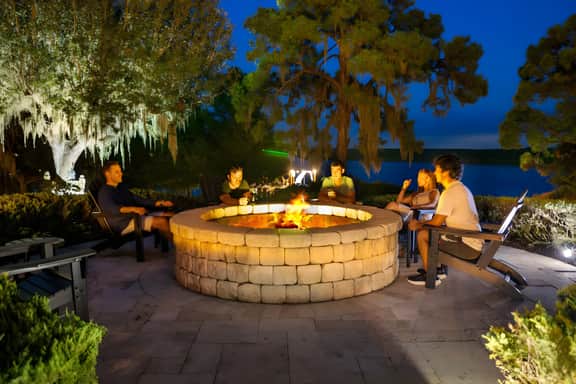 Lake Retreat | Wellness & Spa | Kayaks | Sunrises - Image 3
